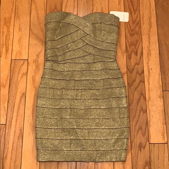 L'ATISTE Dresses & Skirts - L’atiste gold shiny bandage dress